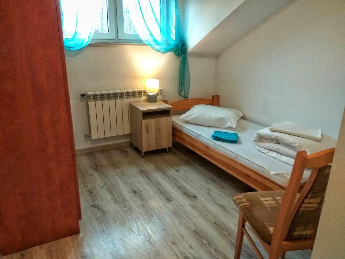 Pokoje Na Wiejskiej Nałęczów 外观 照片